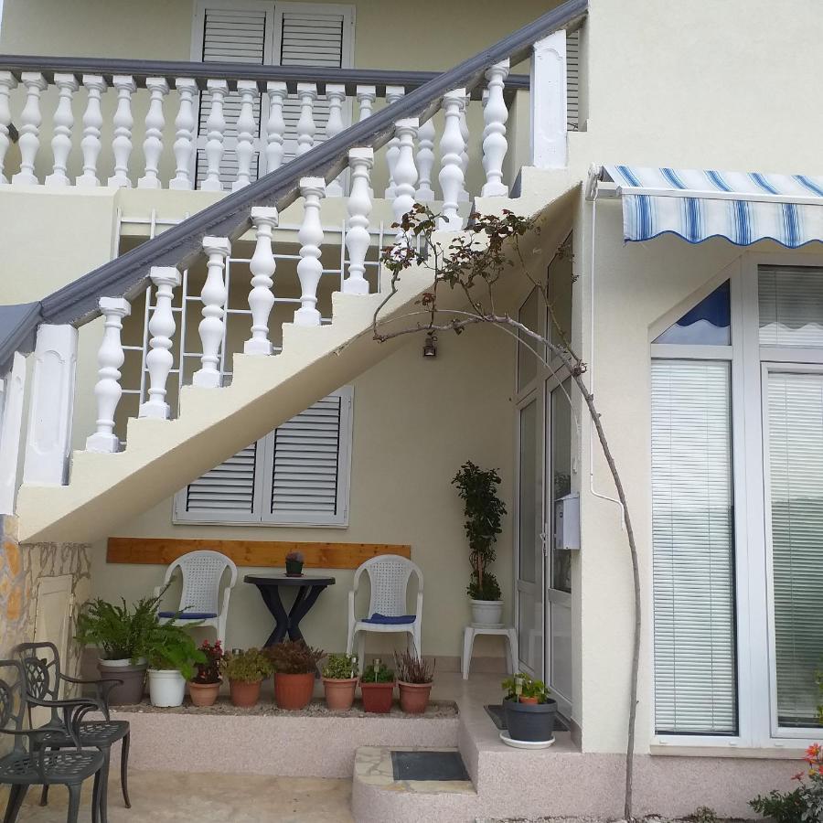 Apartments Mira Jadrtovac Exterior photo