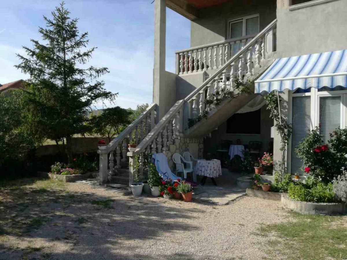 Apartments Mira Jadrtovac Exterior photo