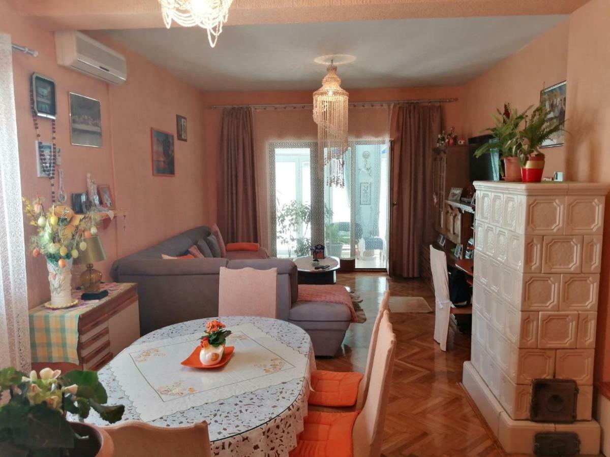 Apartments Mira Jadrtovac Exterior photo